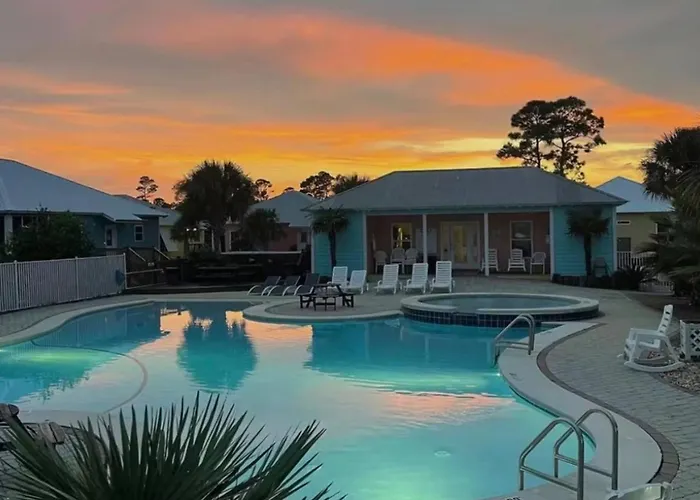 Spacious House With Pool Access And Ocean Views Holiday home Gulf Shores