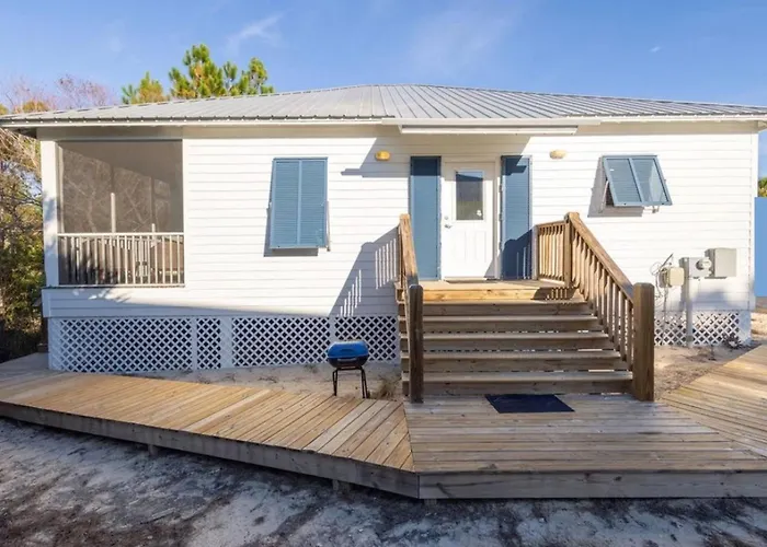 Holiday home Spacious House With Pool Access And Ocean Views