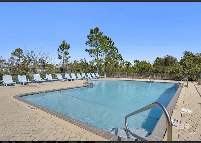 Spacious House With Pool Access And Ocean Views Holiday home