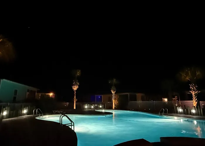 Spacious House With Pool Access And Ocean Views Holiday home Gulf Shores