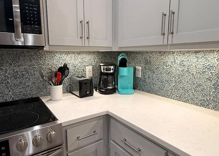 Spacious House With Pool Access And Ocean Views Gulf Shores