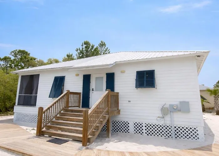 Holiday home Spacious House With Pool Access And Ocean Views